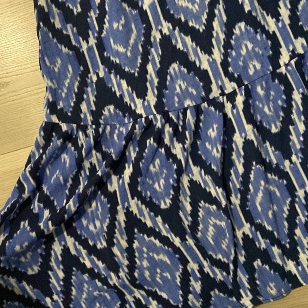 Talbots Pattern Dress Size 2P NWT - Picture 2 of 7